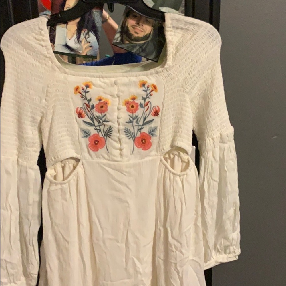 Cream sundress longsleeved